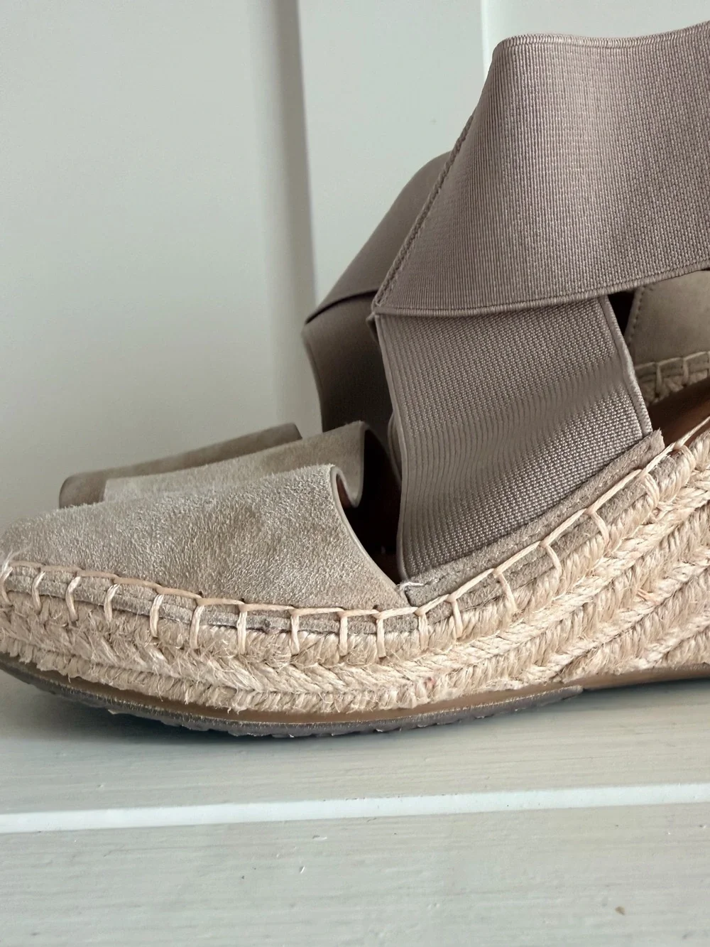 Gentle Souls Non Slip Upgraded Espadrille Wedge Sandals 7.5 M EUC Taupe Tan